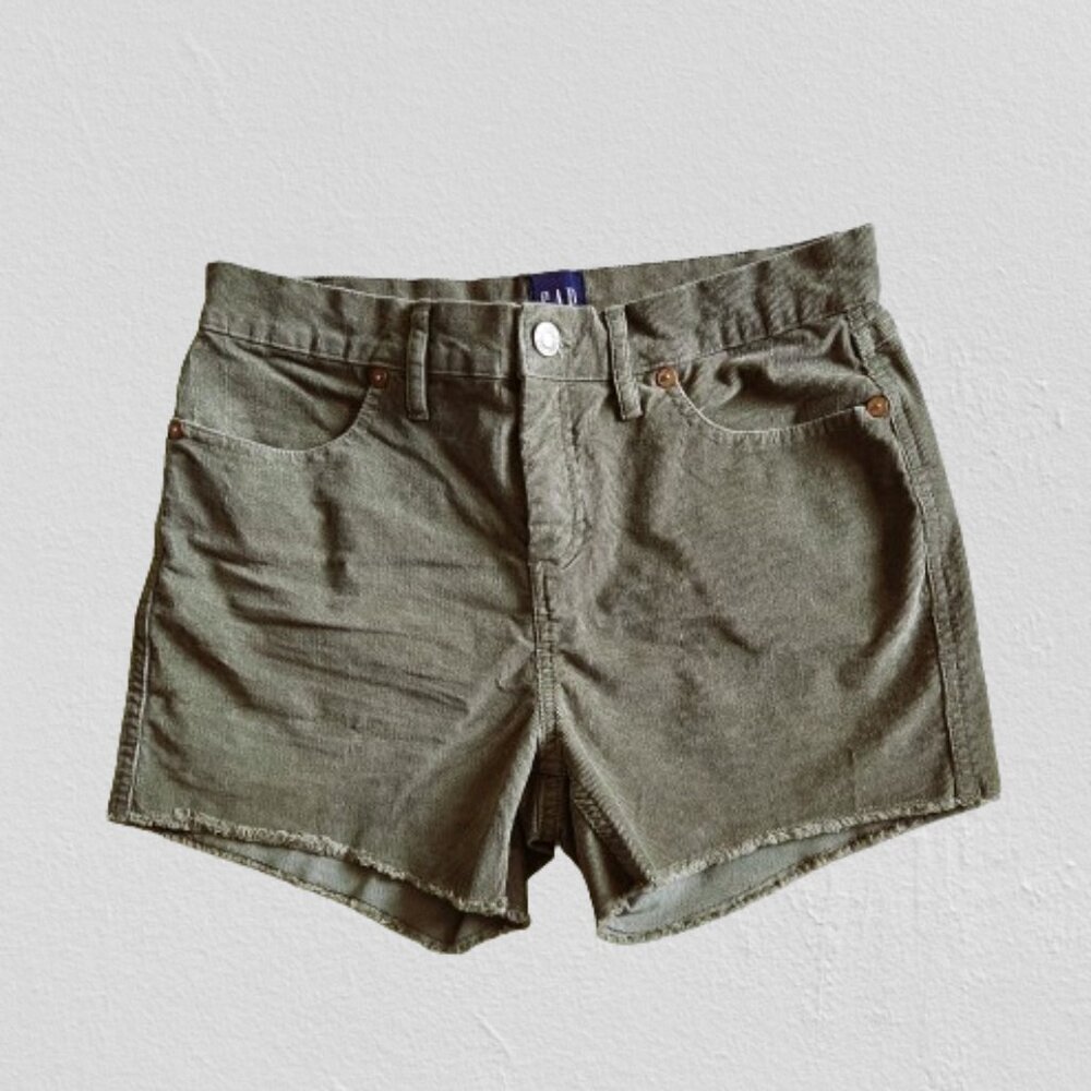 GAP Womens Olive Green Corduroy Cut Off Shorts size 4